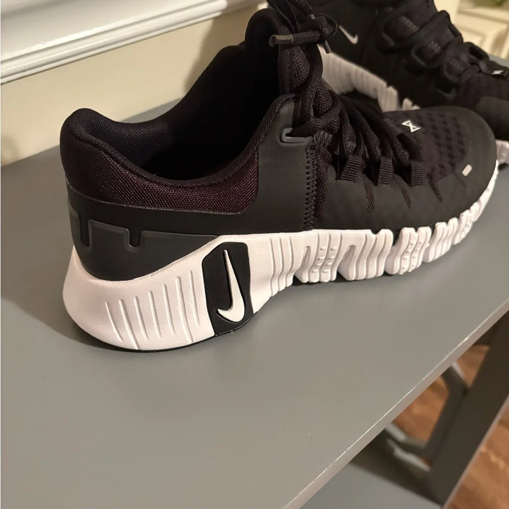 Nike Metcon - Picture 3 of 6